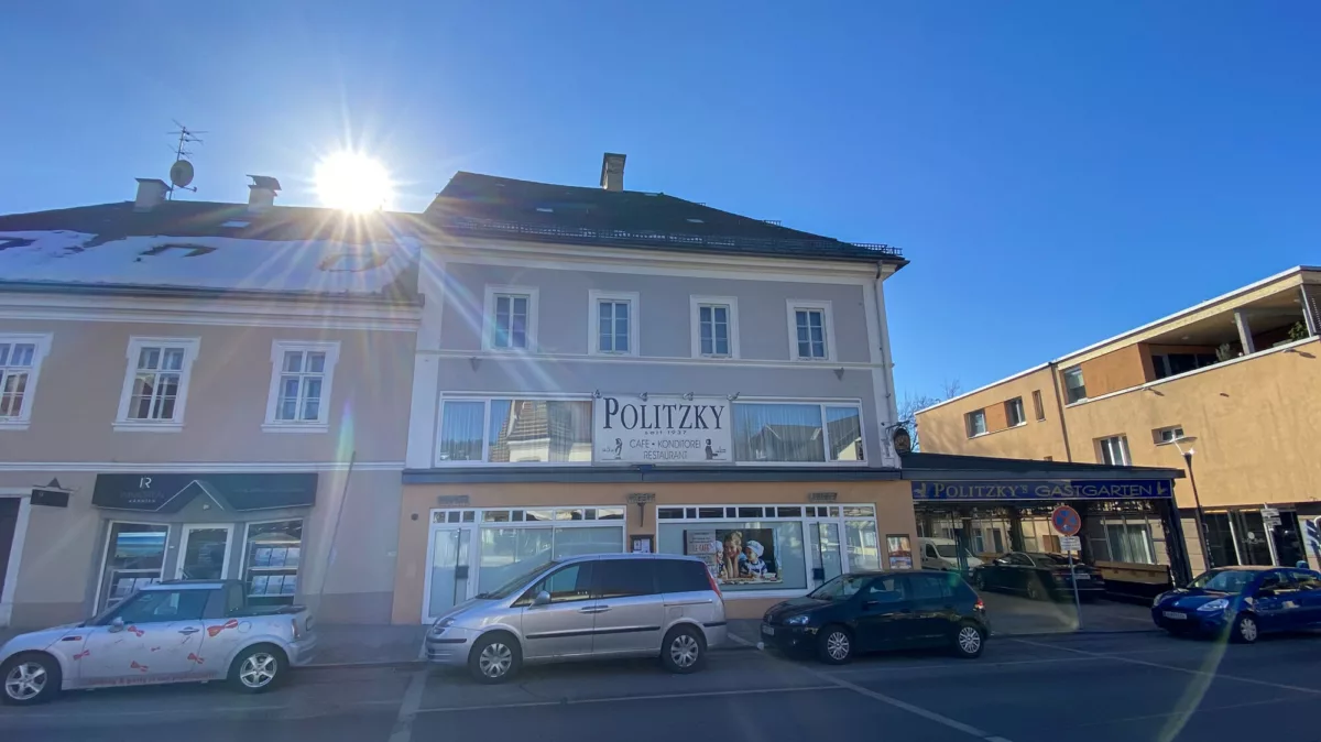 Am Corso – Straßenansicht