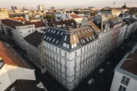 Gebäude und Umgebung – Luftaufnahme